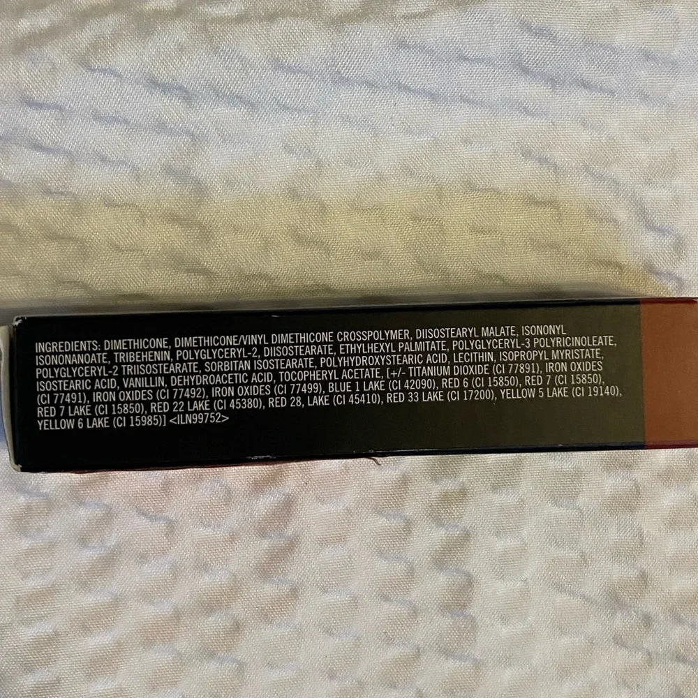 MAC Cosmetics Powder Kiss Liquid Lipcolour - Mull It Over